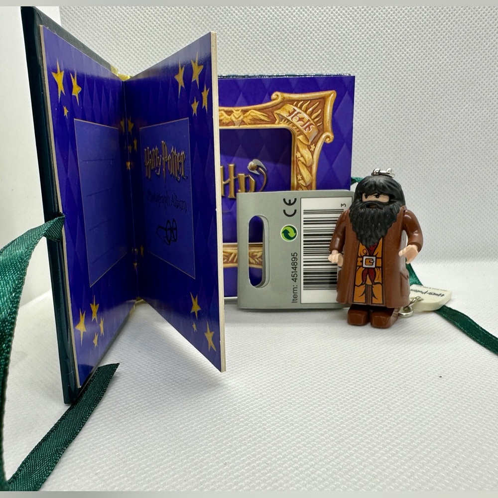 NWT. *Host Pick!* Lego / Harry Potter key chain - Hagrid.